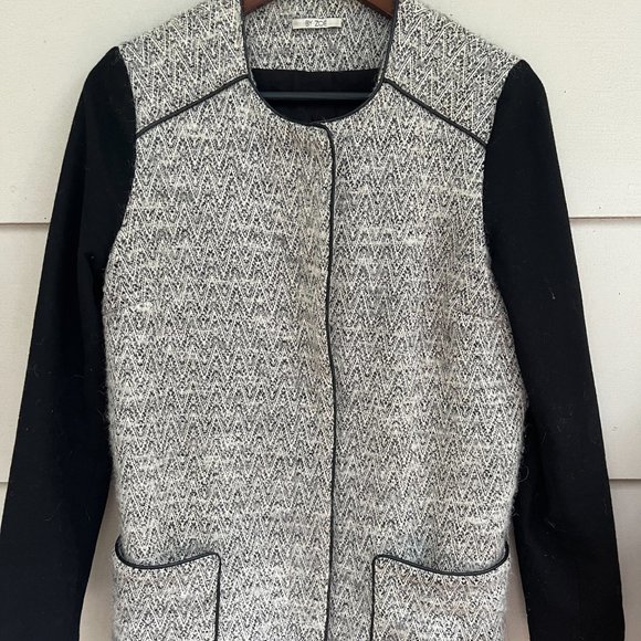 Structured Raglan- Style Mid Length Jacket - Picture 10 of 12